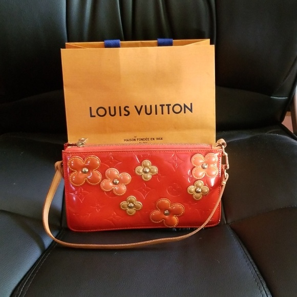 Louis Vuitton Handbags - Authentic Louis Vuitton Lexington vernis bag